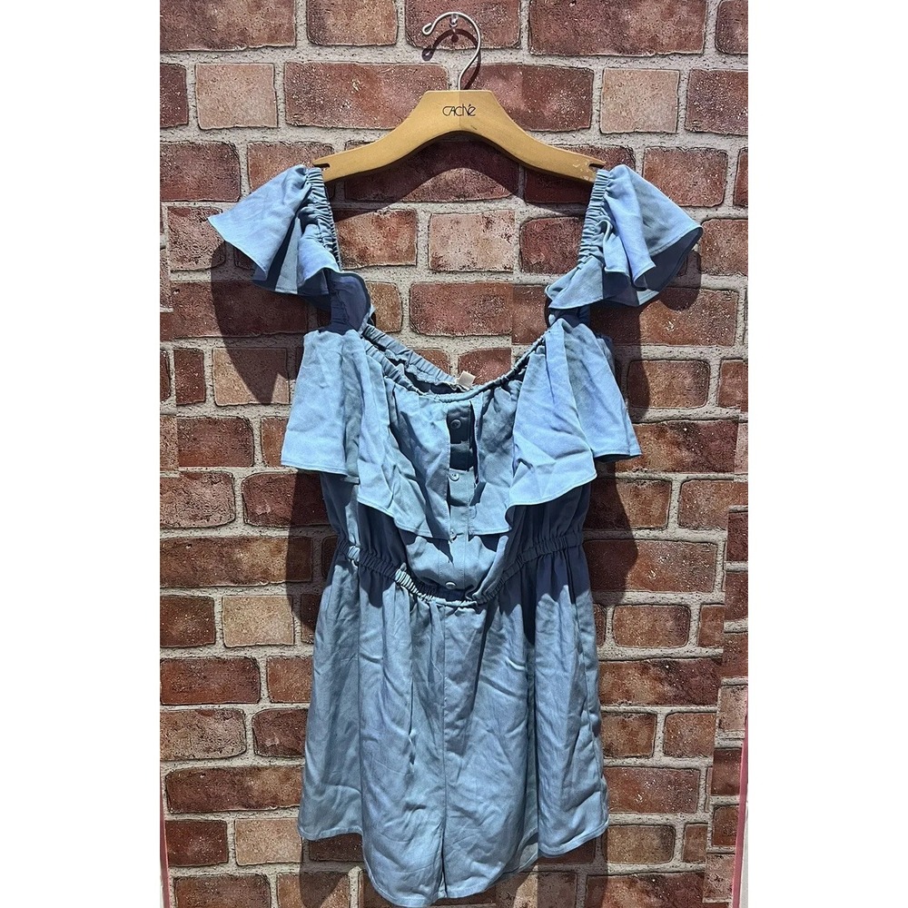LE LIS Women's Sz S Casual‎ Pastel Blue Short Ruffled Sleeve Button Down Romper